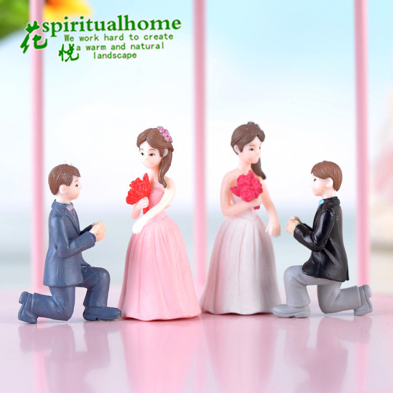 mini figure marry couple